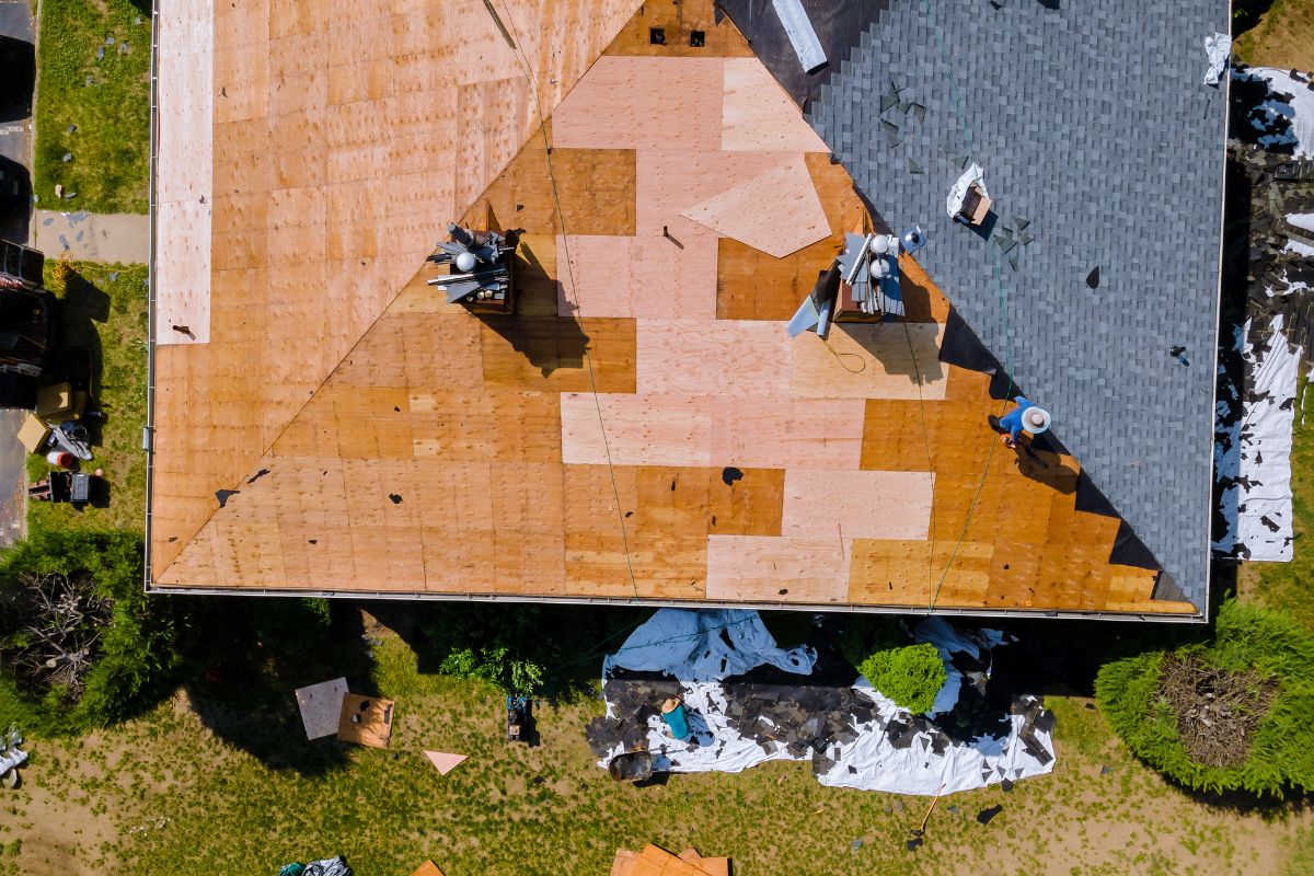 roof replacement in ann arbor⁣