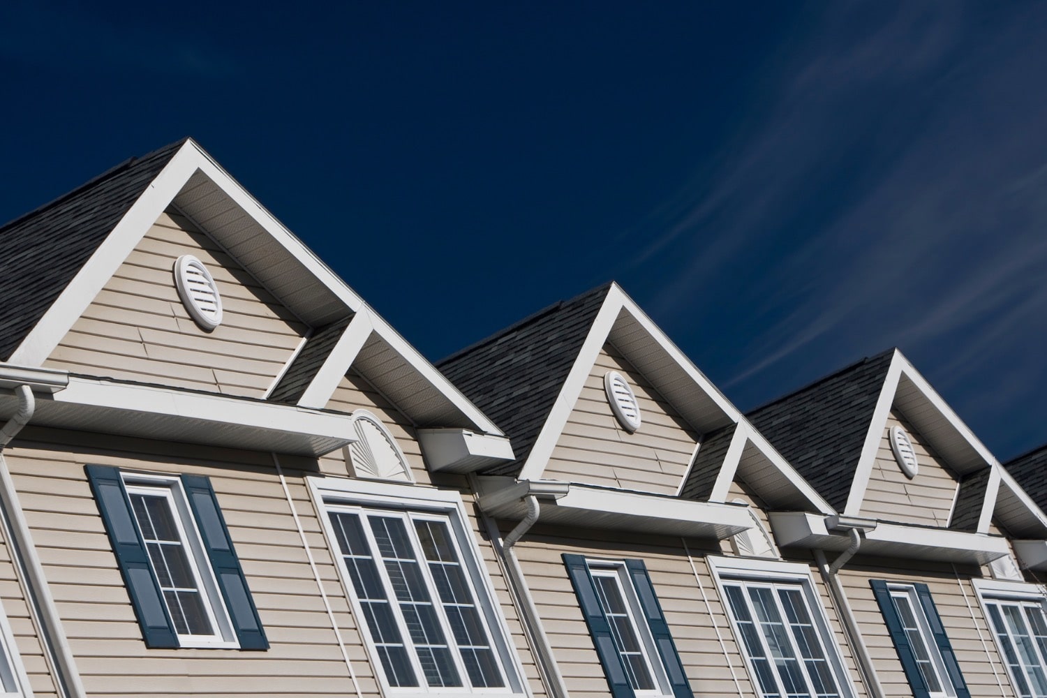 Townhome blue sky Toledo